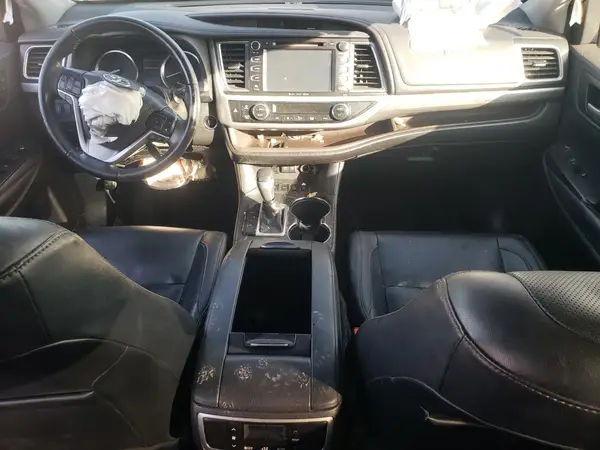 5TDDZRFH3HS433152 2017 TOYOTA HIGHLANDER - Image 8