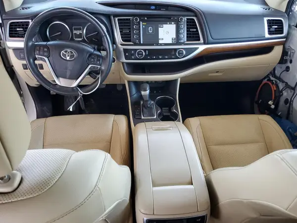 5TDDZRFH3HS448413 2017 TOYOTA HIGHLANDER - Image 8