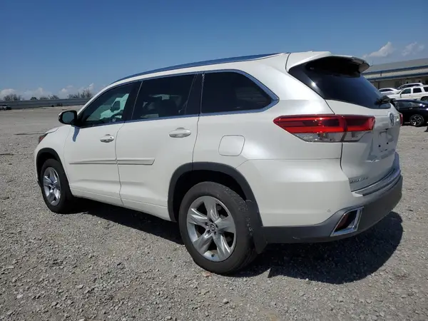 5TDDZRFH3HS457631 2017 TOYOTA HIGHLANDER - Image 2