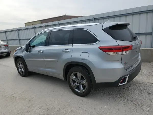 5TDDZRFH3HS466006 2017 TOYOTA HIGHLANDER - Image 2