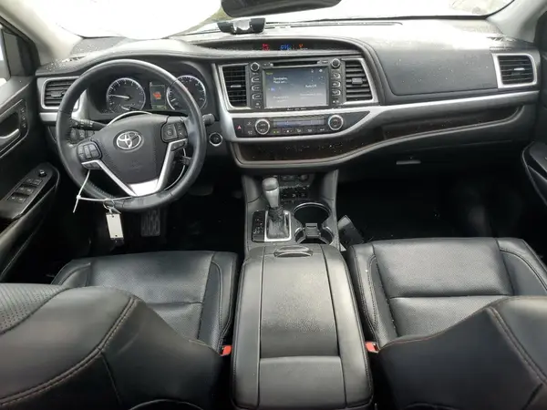 5TDDZRFH3HS466006 2017 TOYOTA HIGHLANDER - Image 8