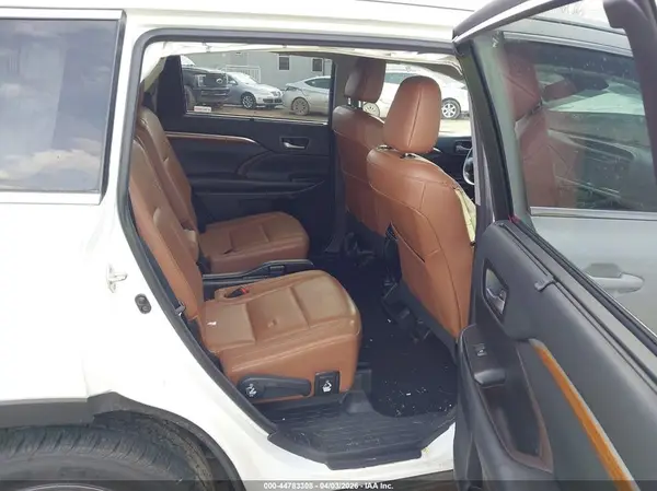 5TDDZRFH3JS813131 2018 TOYOTA HIGHLANDER - Image 8
