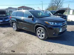 5TDDZRFH3JS849160 2018 TOYOTA HIGHLANDER