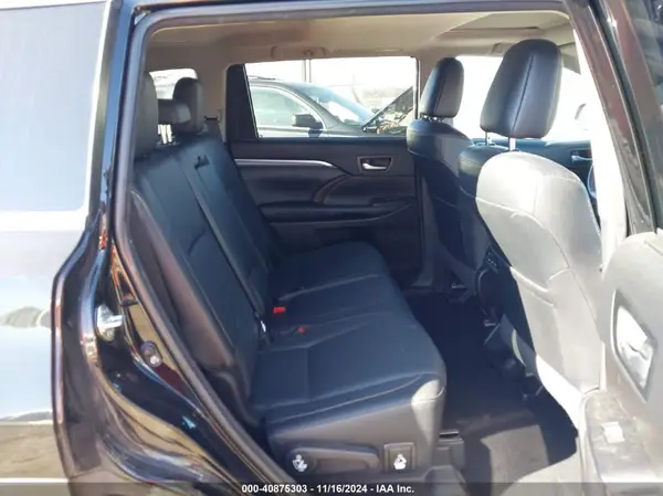 5TDDZRFH3JS849160 2018 TOYOTA HIGHLANDER - Image 8