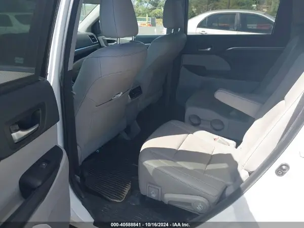 5TDDZRFH3JS850437 2018 TOYOTA HIGHLANDER - Image 8
