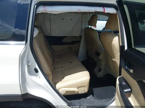 5TDDZRFH3JS910748 2018 TOYOTA HIGHLANDER - Image 8
