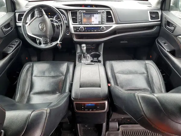 5TDDZRFH3KS704508 2019 TOYOTA HIGHLANDER - Image 8
