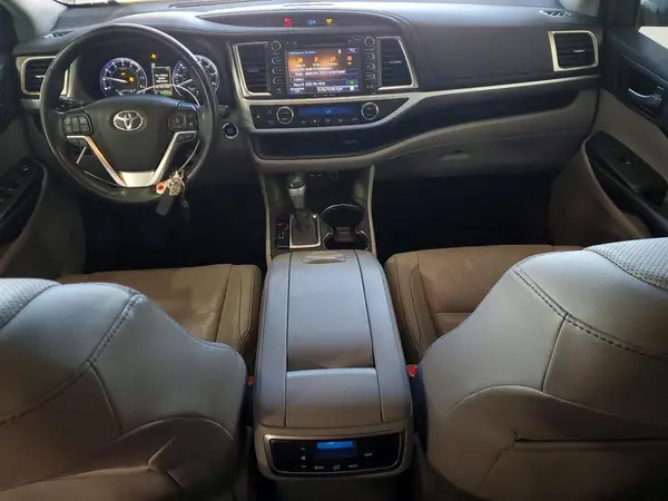5TDDZRFH3KS730137 2019 TOYOTA HIGHLANDER - Image 8