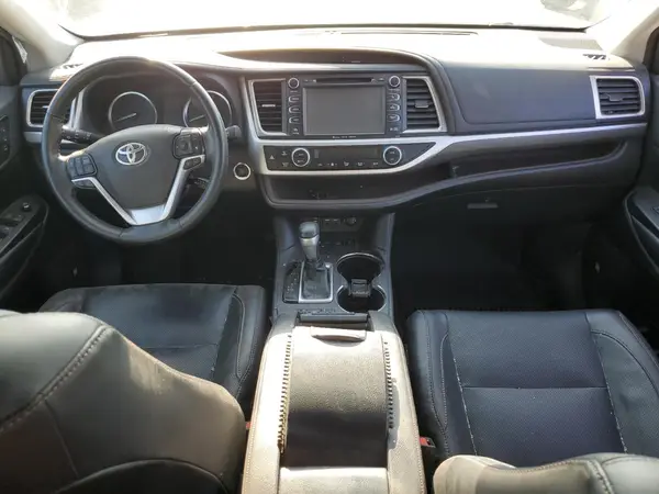 5TDDZRFH3KS739890 2019 TOYOTA HIGHLANDER - Image 8