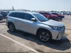 5TDDZRFH3KS921041 2019 TOYOTA HIGHLANDER