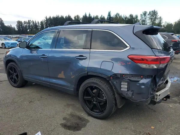 5TDDZRFH3KS936574 2019 TOYOTA HIGHLANDER - Image 2