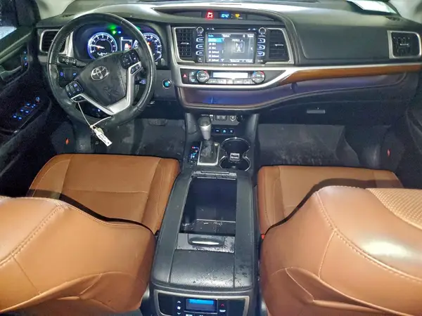 5TDDZRFH3KS944965 2019 TOYOTA HIGHLANDER - Image 8