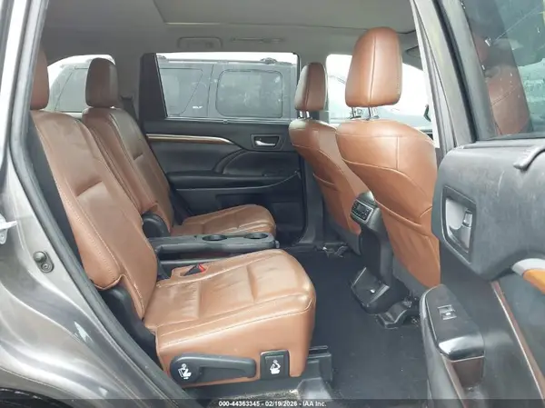 5TDDZRFH3KS985189 2019 TOYOTA HIGHLANDER - Image 8