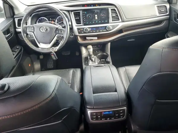 5TDDZRFH3KS991879 2019 TOYOTA HIGHLANDER - Image 8
