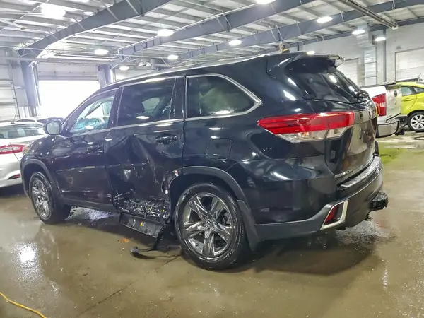 5TDDZRFH3KS993194 2019 TOYOTA HIGHLANDER - Image 2