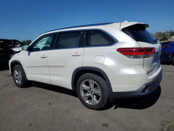 5TDDZRFH3KS996032 2019 TOYOTA HIGHLANDER - Image 2