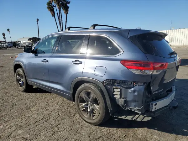 5TDDZRFH4HS357280 2017 TOYOTA HIGHLANDER - Image 2