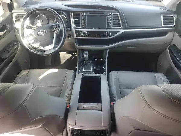 5TDDZRFH4HS373365 2017 TOYOTA HIGHLANDER - Image 8
