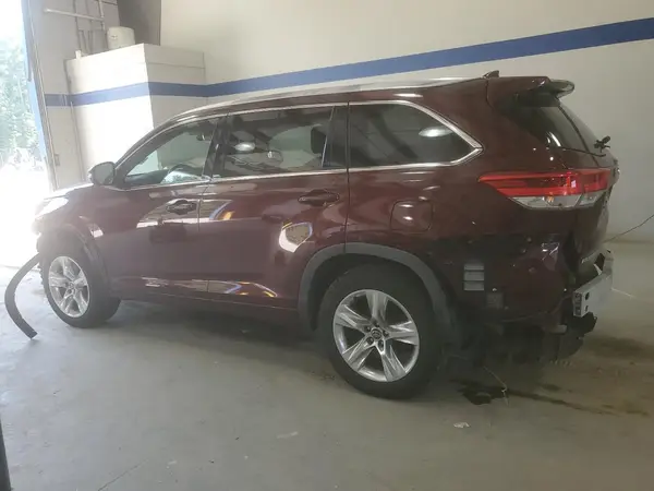 5TDDZRFH4HS376427 2017 TOYOTA HIGHLANDER - Image 2