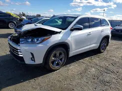 5TDDZRFH4HS381787 2017 TOYOTA HIGHLANDER