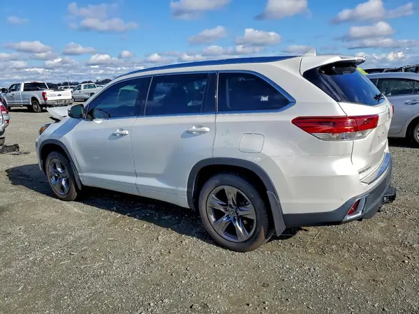 5TDDZRFH4HS381787 2017 TOYOTA HIGHLANDER - Image 2