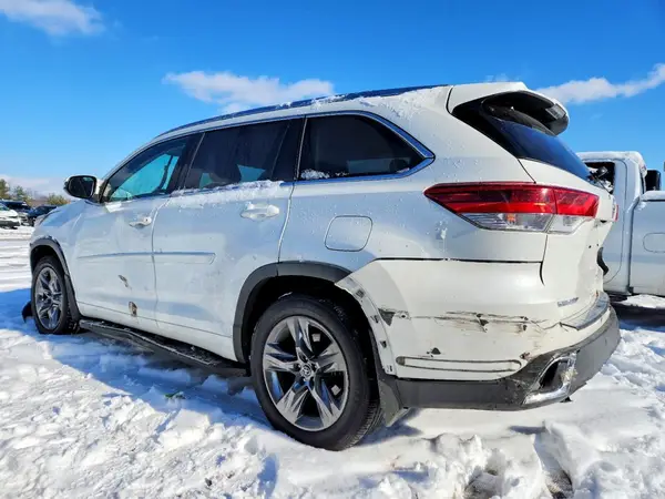 5TDDZRFH4HS385368 2017 TOYOTA HIGHLANDER - Image 2