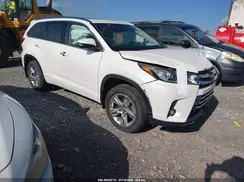 5TDDZRFH4HS410253 2017 TOYOTA HIGHLANDER