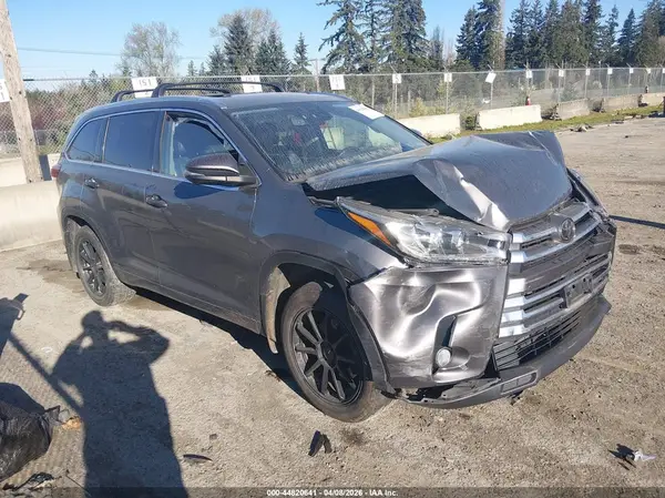 5TDDZRFH4HS416084 2017 TOYOTA HIGHLANDER - Image 1