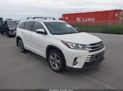 5TDDZRFH4HS427537 2017 TOYOTA HIGHLANDER