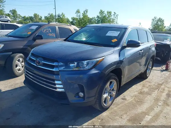 5TDDZRFH4HS429515 2017 TOYOTA HIGHLANDER - Image 2