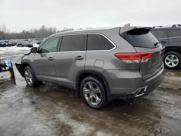 5TDDZRFH4HS430910 2017 TOYOTA HIGHLANDER - Image 2