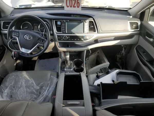 5TDDZRFH4HS458061 2017 TOYOTA HIGHLANDER - Image 8