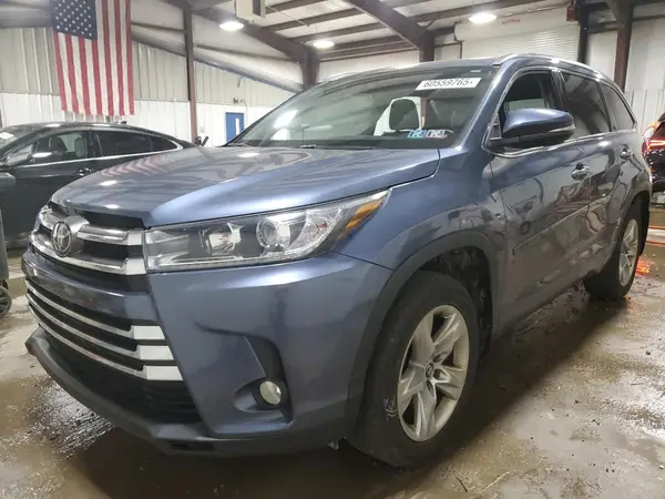 5TDDZRFH4HS459601 2017 TOYOTA HIGHLANDER - Image 1