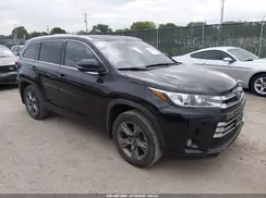 5TDDZRFH4JS495861 2018 TOYOTA HIGHLANDER