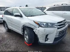5TDDZRFH4JS498517 2018 TOYOTA HIGHLANDER