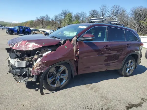 5TDDZRFH4JS498761 2018 TOYOTA HIGHLANDER - Image 1