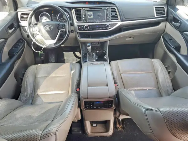 5TDDZRFH4JS816958 2018 TOYOTA HIGHLANDER - Image 8