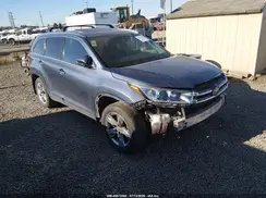 5TDDZRFH4JS828074 2018 TOYOTA HIGHLANDER