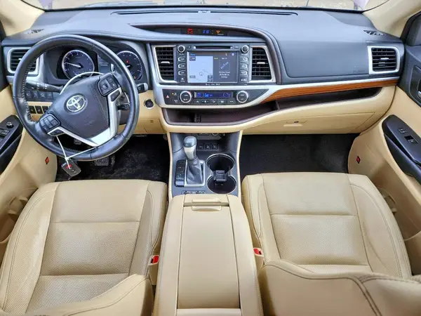 5TDDZRFH4JS834120 2018 TOYOTA HIGHLANDER - Image 8