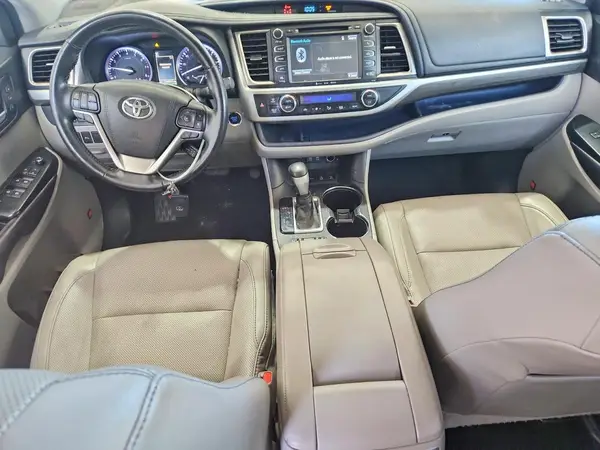 5TDDZRFH4JS853928 2018 TOYOTA HIGHLANDER - Image 8