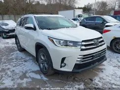 5TDDZRFH4JS858658 2018 TOYOTA HIGHLANDER