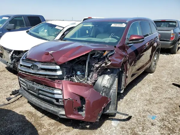 5TDDZRFH4JS875072 2018 TOYOTA HIGHLANDER - Image 1