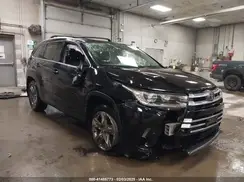 5TDDZRFH4JS889103 2018 TOYOTA HIGHLANDER