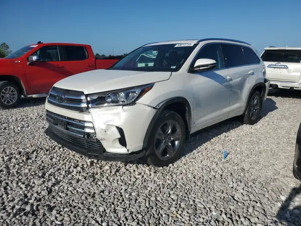 5TDDZRFH4JS895693 2018 TOYOTA HIGHLANDER - Image 1