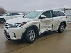 5TDDZRFH4KS724153 2019 TOYOTA HIGHLANDER