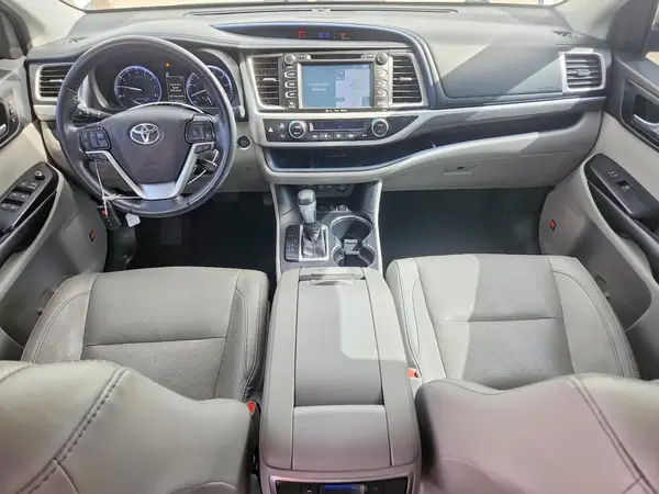 5TDDZRFH4KS738019 2019 TOYOTA HIGHLANDER - Image 8