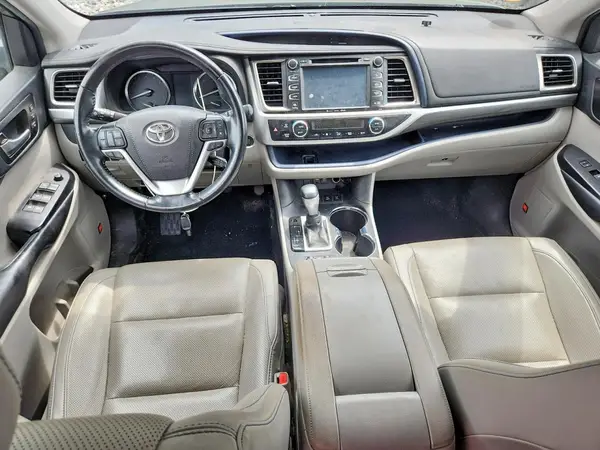 5TDDZRFH4KS922117 2019 TOYOTA HIGHLANDER - Image 8