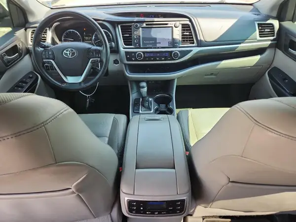 5TDDZRFH4KS938463 2019 TOYOTA HIGHLANDER - Image 8