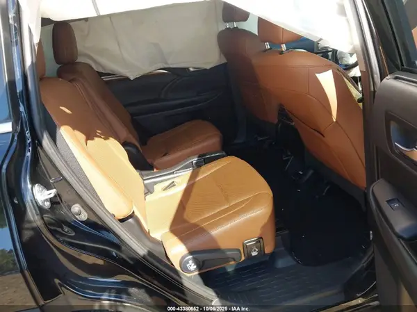 5TDDZRFH4KS948183 2019 TOYOTA HIGHLANDER - Image 8