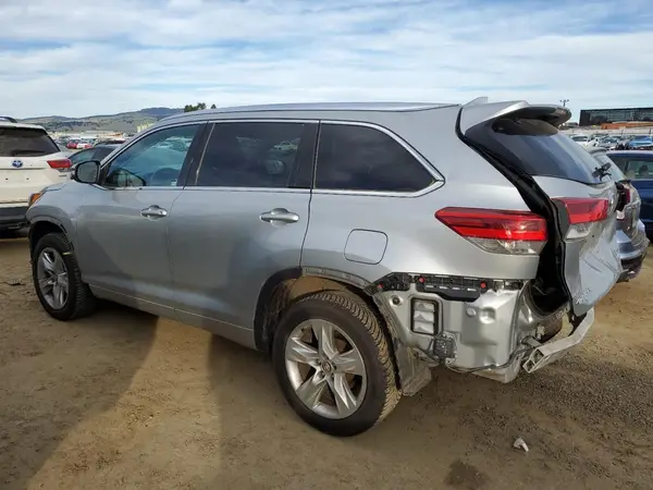 5TDDZRFH4KS951391 2019 TOYOTA HIGHLANDER - Image 2